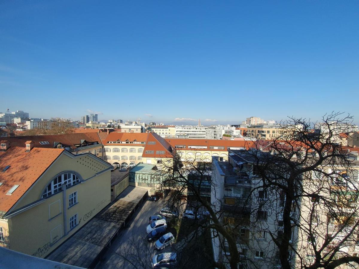 Bossa Nova Castle&Outstanding Home With Garage Ljubljana Bagian luar foto