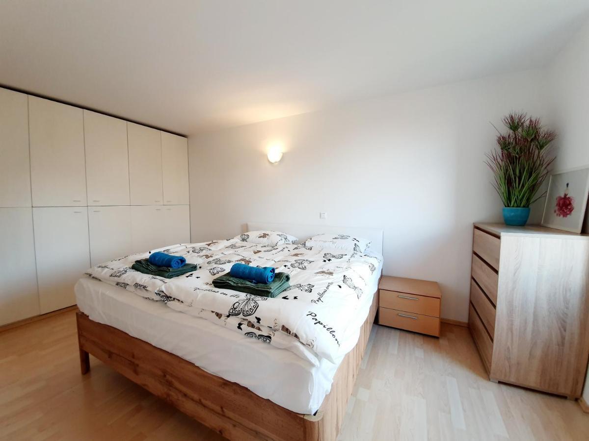 Bossa Nova Castle&Outstanding Home With Garage Ljubljana Bagian luar foto